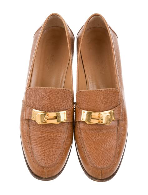 Hermès Kelly Leather Loafers .